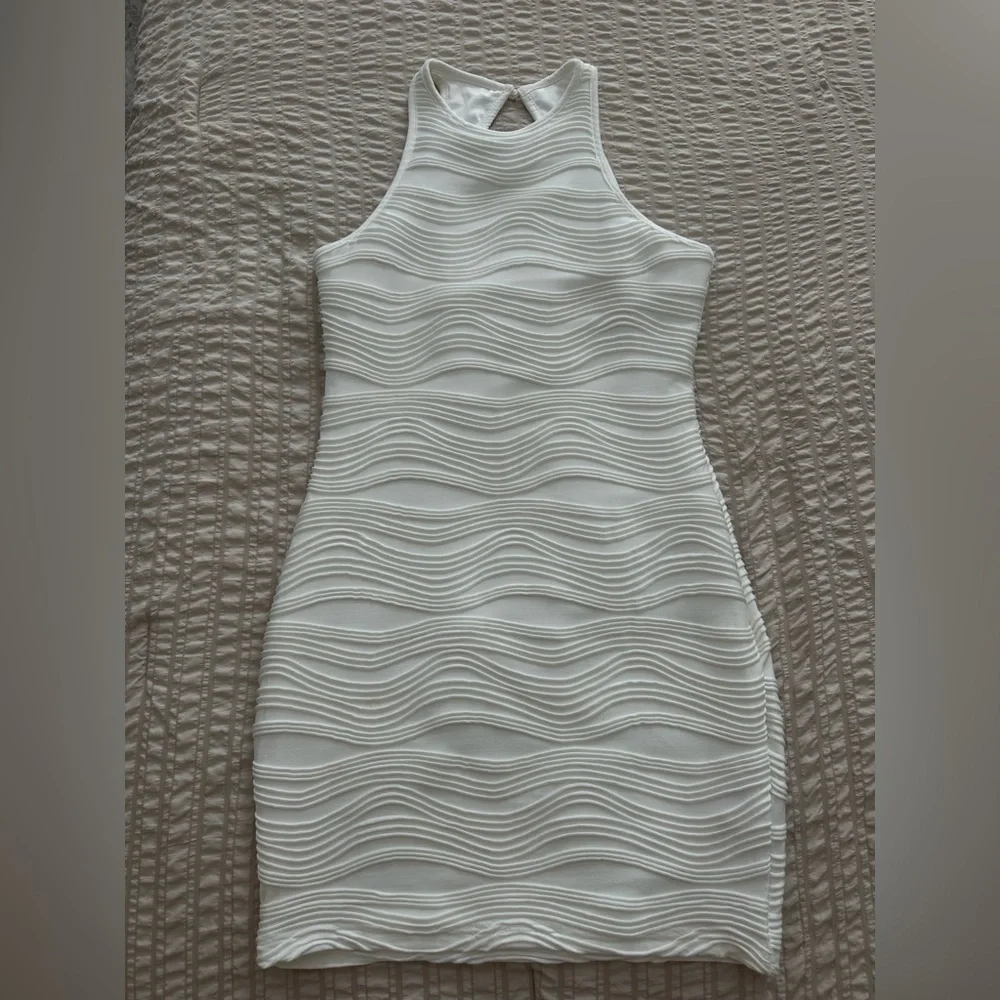 White Ruffled Body-Con Dress - Picture 1 of 2
